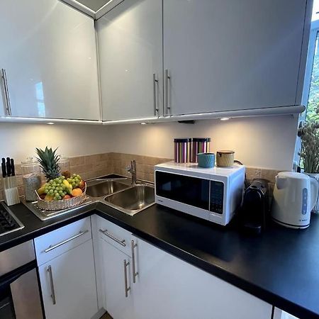Cute&Cozy Studio Apt In Barons Court Londres Exterior foto